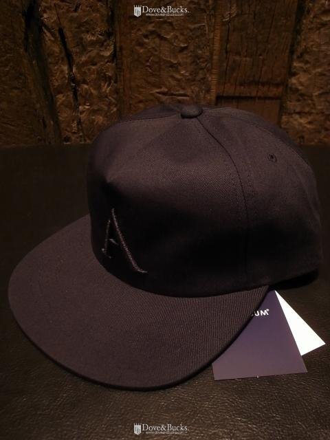 flat panel cap