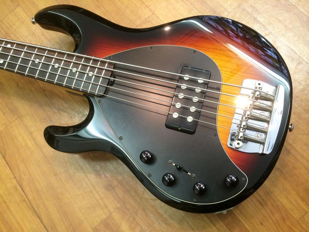 5弦ベース】musicman stingray 5【1993年製造】 ショッピング