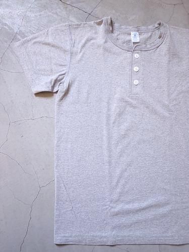Velva Sheen ヘンリーネックTee GREY mens