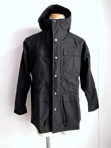 SIERRA DESIGNS マウンテンパーカー black×black mens