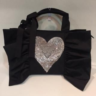 Lou Lou Collection<br>ルルコレクション<br>ブラックベース&シルバーハート<br>フリルトートバッグ