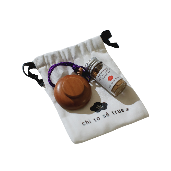 【chi to sé true】ピュリファイングリチュアルアロマズコウセット(容器+塗香)