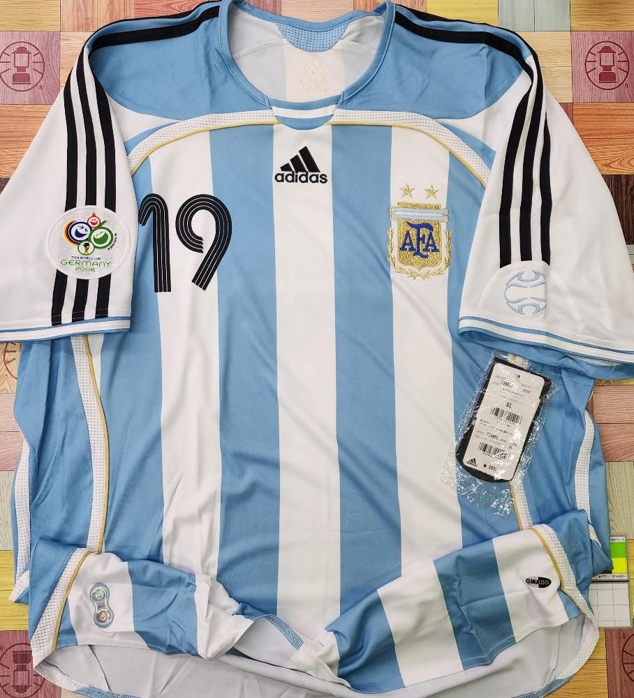 アルゼンチン代表　メッシ　ドイツw杯　ホーム アルゼンチン代表（H）W杯 2006 メッシ＃19 + パッチ付き！