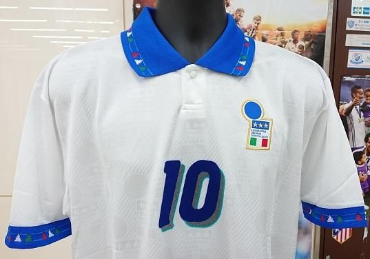 バーゲンで イタリア代表 復刻版 R,バッジョ＃10 USA94 （A) ウェア