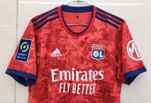 リヨン（A）21/22 L , パケタ＃10 + Ligu1パッチ ＆ フル