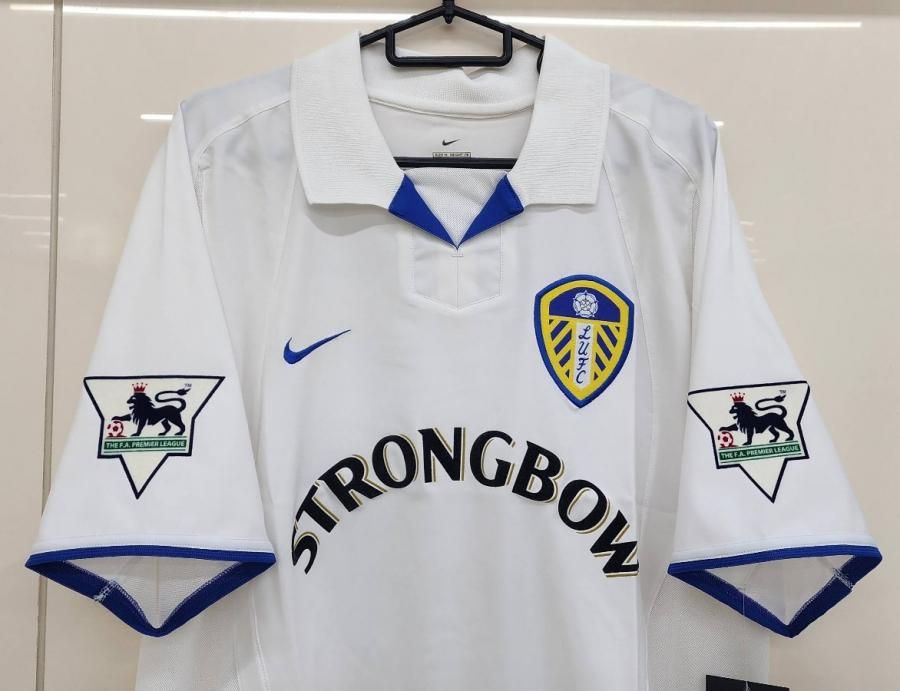 【新品/タグ付き】02/03リーズ・ユナイテッドFC ♯10 キューウェル【L】 新品/タグ付き】02/03リーズ・ユナイテッドFC ♯10 キューウェル