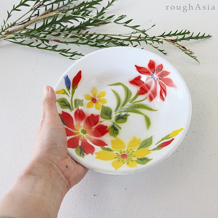 形プレート皿ミシャコシャ うさぎとお花のプレート皿 - 食器