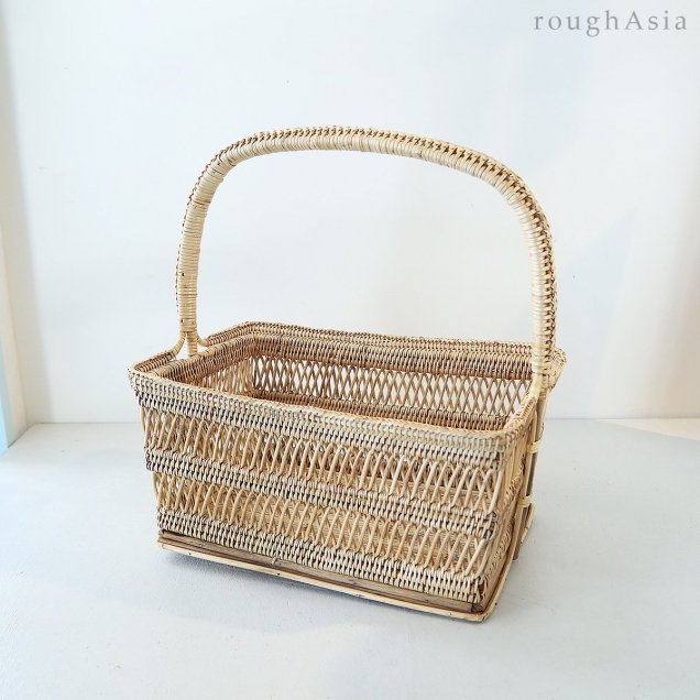 Basket（Bamboo,Rattan etc.）｜タイ・アジアの日用品（かご・ざる・バスケットなど） | アジアの台所用品や雑貨小物  アジアン雑貨ショップ ラフエイジア