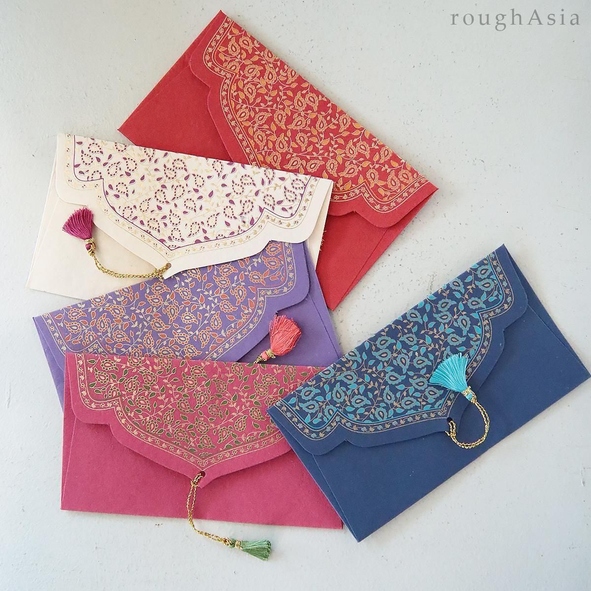 こ　ポーチ　民族 ていねいに刺繍されたモン族のポーチ。 数あるモン族刺繍の