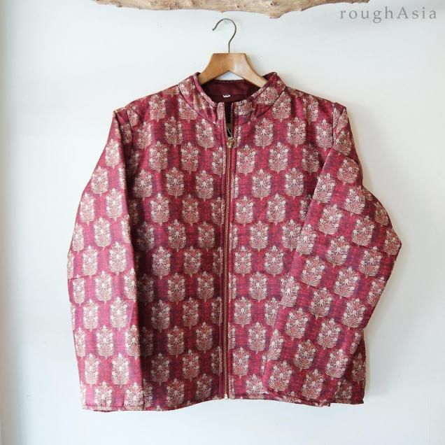 <img class='new_mark_img1' src='https://img.shop-pro.jp/img/new/icons61.gif' style='border:none;display:inline;margin:0px;padding:0px;width:auto;' />《インド》 アートシルクプリント ジップジャケット