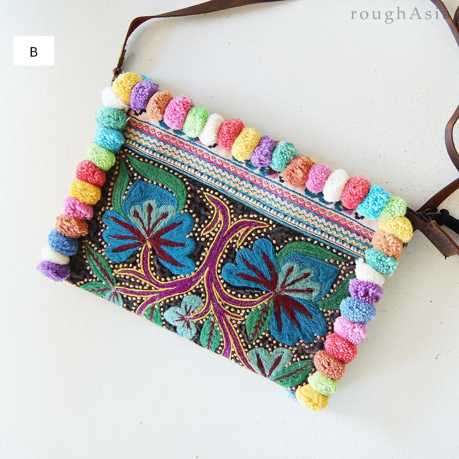 タイ》モン族ボンボン刺繍ショルダーバッグ｜ラフエイジア アジアの