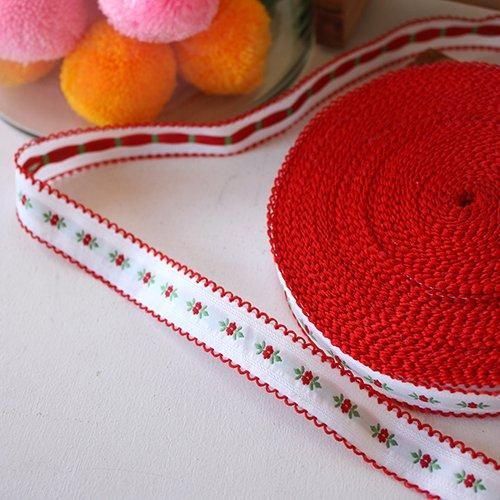 Fabric & Textile｜アジアの織布や刺繍生地で作られたバッグ
