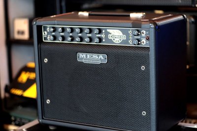 <img class='new_mark_img1' src='https://img.shop-pro.jp/img/new/icons20.gif' style='border:none;display:inline;margin:0px;padding:0px;width:auto;' />MESA BOOGIE Express 5:25 ᥵֥ 