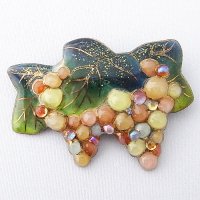 ぶどう- 七宝焼ブローチ - 七宝焼の工房Uncle Z(アンクル・ゼット) - 土田善太郎 Enamel Art Shop