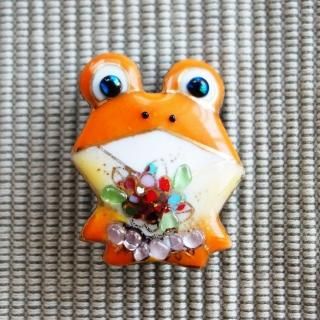 カエルの七宝焼のオーナメント カエル アクセサリー ガラス 『 月虹 (げっこう) 七