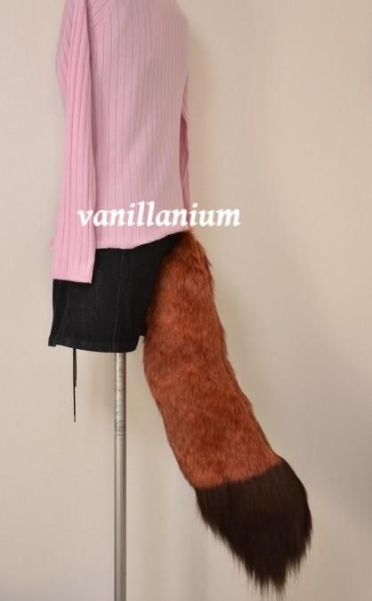 大尻尾n型 68cm 狐の尻尾 ニックのコスプレにも Vanillanium 大尻尾n型 68cm 狐の尻尾 ニックのコスプレにも Vanillanium