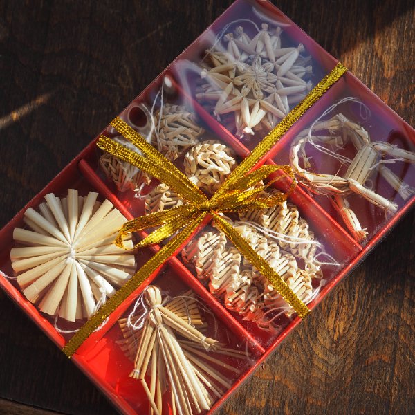 ストローオーナメントセット 天使とトナカイ・松ぼっくり 20pcs 赤紙箱S 6cm  白糸 クリスマス