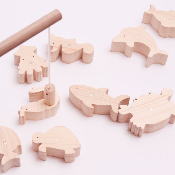 IKONIH アイコニー ] 魚釣りセット 名入れセット 木箱 フィッシング ゲーム 木製 檜 ひのき 日本産