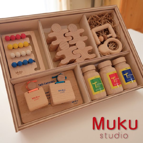 Muku-studio 無垢スタジオ Muku-studio Gift Set 日本製 ガラガラ ラトル 歯固め 積み木 ベビー