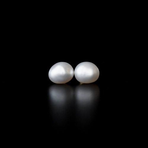 X-Large Keshi Pearl Post Earrings (SOURCE) | ケシパールポストピアス - SOURCE  objects（ソウス・オブジェクツ）公式通販