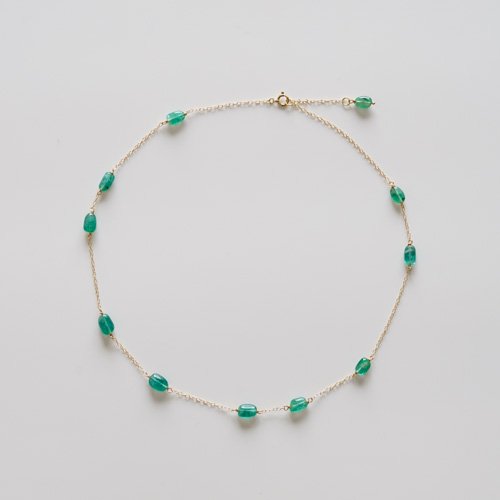 Random Emerald Necklace (SOURCE)