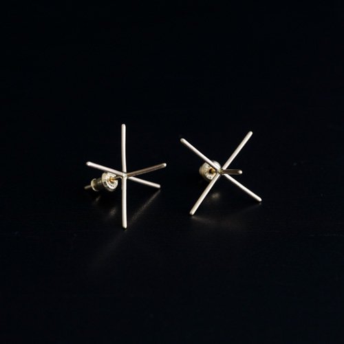 Cross Earrings (Hannah Keefe) - SOURCE objects（ソウス・オブジェクツ）公式通販