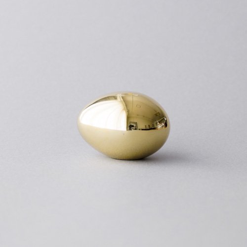 Paper Weight - Egg Large (Carl Auböck) - SOURCE objects（ソウス・オブジェクツ）公式通販