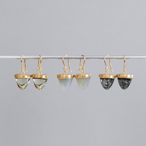 <img class='new_mark_img1' src='https://img.shop-pro.jp/img/new/icons8.gif' style='border:none;display:inline;margin:0px;padding:0px;width:auto;' />Acorn Earrings (SOURCE)