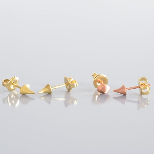 Gold Tiny Thorn Post Earrings (Lee Hale） - SOURCE objects