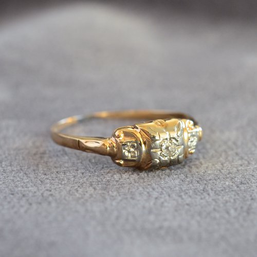 Antique Small Single Diamond Ring
