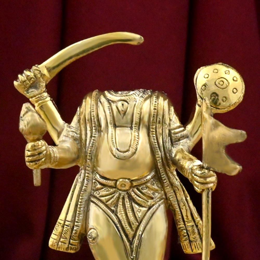 释迦牟尼坐像，真鍮製，重約2000克 释迦牟尼坐像，真鍮製，重約2000克