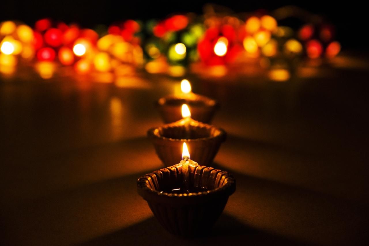 【ご家族参加無料】カールティガーイー・ディーパム・プージャー(2025 年 12 月3日(水)実施)