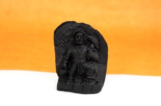 ヴァーマナ神像（シャーラグラーマ、88g）（受注発注品）