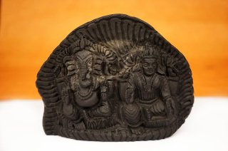 ラクシュミー＆ガネーシャ神像（シャーラグラーマ、470g）（受注発注品）