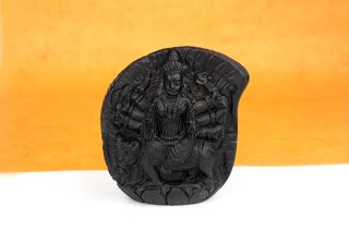 ドゥルガー女神像（シャーラグラーマ、432g）（受注発注品）