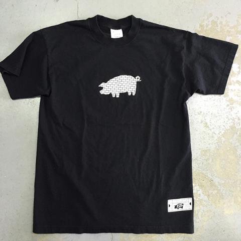 Roger Waters - “In The Flesh/The Wall Of Pig 2002” T-shirt on