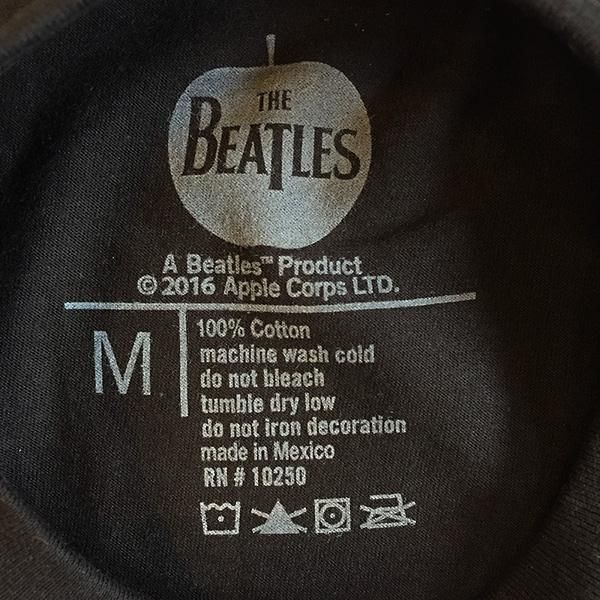 The Beatles - Meet The Beatles! 1964 T-shirt on Black