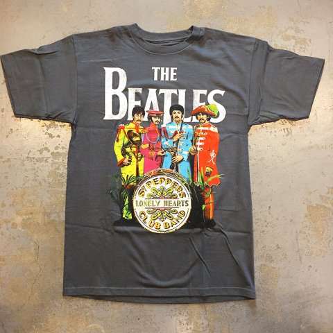 新品 The Beatles ビートルズ サージェントペッバーズ Tシャツ L