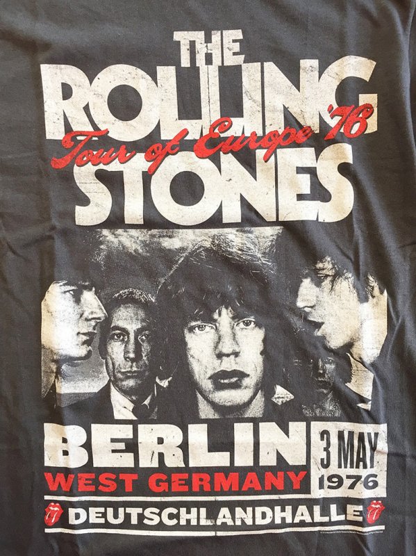 The Rolling Stones - Black & Blue 1976 Europe Tour T-shirt - Bear's Choice  Web Shop