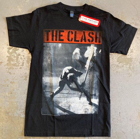 The Clash - London Calling 1979 Vintage Style T-shirt on black ...