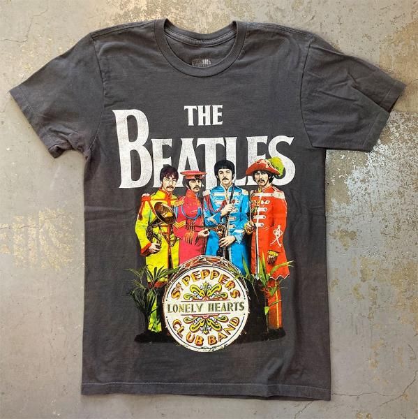 The Beatles - Sgt. Pepper's Lonely Hearts Club Band T-shirt