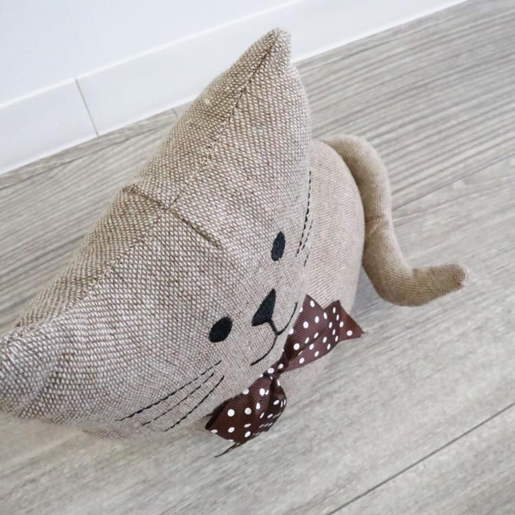 【ドアストッパー】ドアストッパー ブックエンド ぬいぐるみ 猫 販促品、ノベルティーにも♪ インテリア 壁掛け アート モダン おしゃれ シンプル モダン アジアン アンティーク
