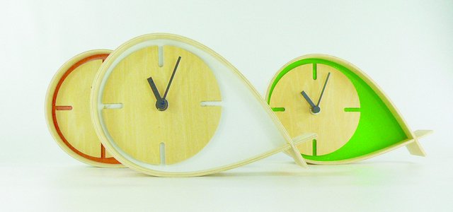 時計 Tears Clock S 黄緑色 絵画 壁掛けアートは リビングや玄関におすすめのインテリア かわいい壁飾りはお部屋を癒やしてくれそう プレゼントにも 絵画や壁掛け販売 日本唯一の風景専門店 R あゆわら