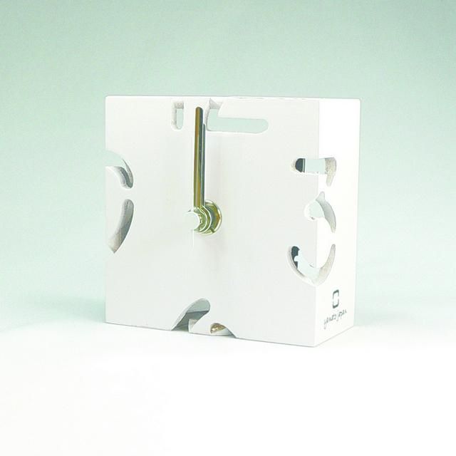 《時計》CLOCK PUZZLE-MINI パープルホワイト/絵画・壁掛けアートは、リビングや玄関におすすめのインテリア。かわいい壁飾りはお部屋を癒やしてくれそう。プレゼントにも。