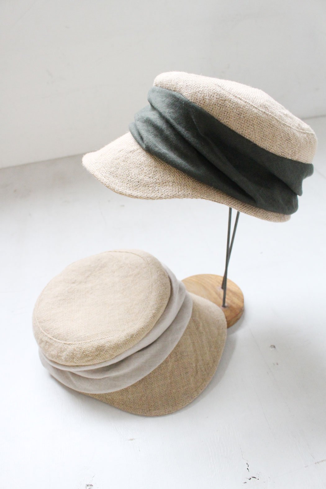 05886】 BROOKLYN HAT ハット ネイビー つば広め 豚革 - ニット