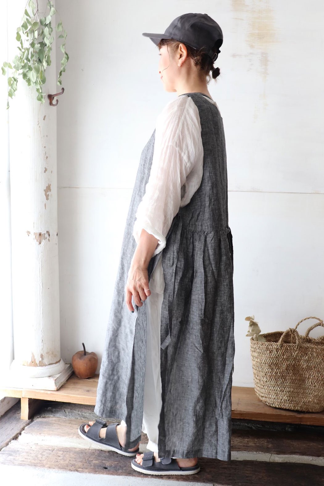 Linen Chambray サイドスリットワンピース Vlas Blomme