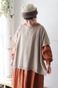 PLAIN PONCHO（Calimar）<img class='new_mark_img2' src='https://img.shop-pro.jp/img/new/icons8.gif' style='border:none;display:inline;margin:0px;padding:0px;width:auto;' />