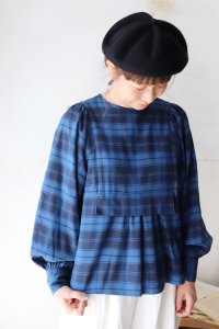 COTTON FLANNEL BLOUSE（si-si-si）<img class='new_mark_img2' src='https://img.shop-pro.jp/img/new/icons8.gif' style='border:none;display:inline;margin:0px;padding:0px;width:auto;' />