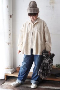 ◆SALE40％◆コーデュロイ ワイドシャツジャケット（alacrity）<img class='new_mark_img2' src='https://img.shop-pro.jp/img/new/icons20.gif' style='border:none;display:inline;margin:0px;padding:0px;width:auto;' />
