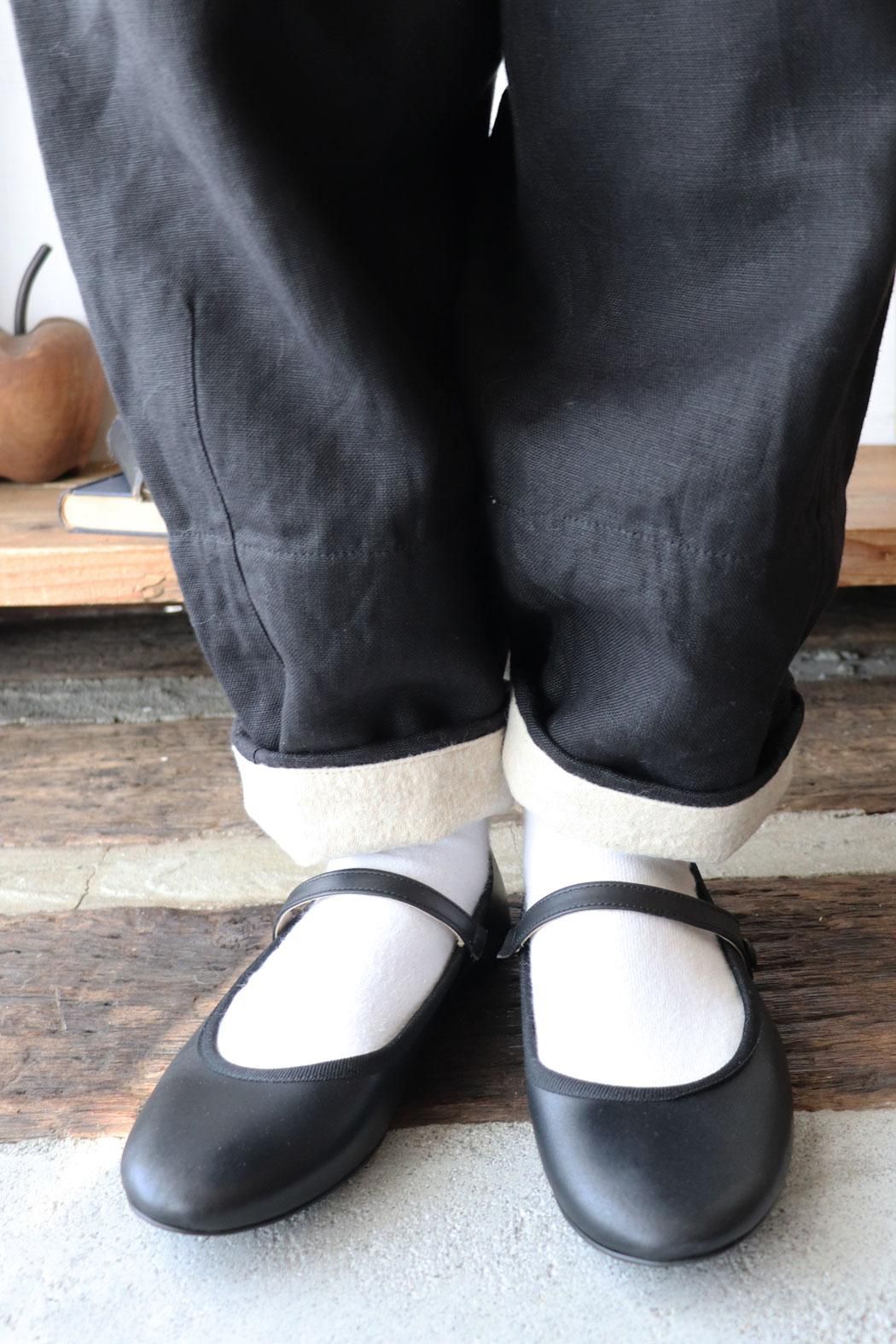 1001PATTES｜ミルエユヌパット】ONE STRAP PUMPS｜柄ソックスと